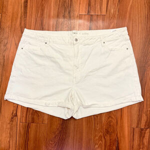 Old Navy Women's O.G. Straight High-Rise White Cut-Off Shorts 26W - ON03
